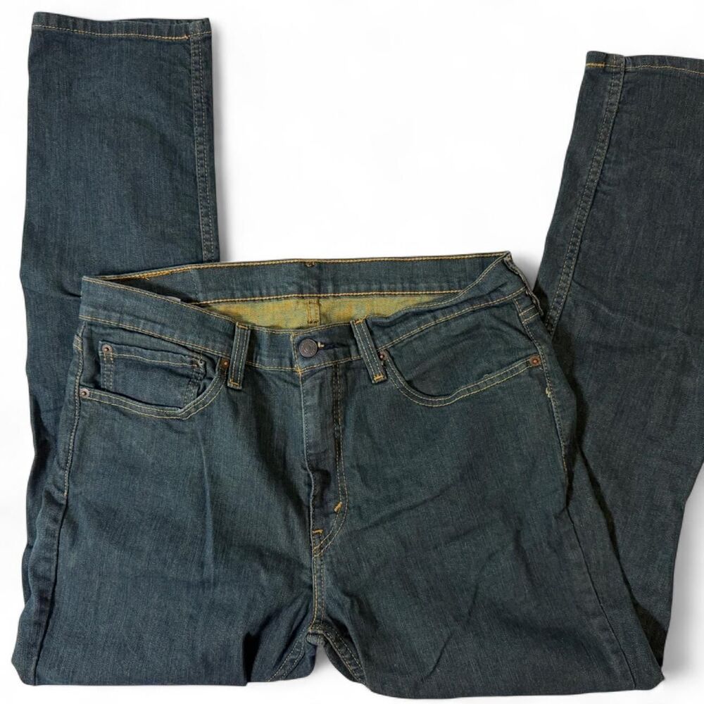 Levi-s Men's Blue and Navy Jeans